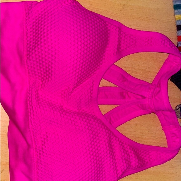 Three sports bras! 2 Victoria’s Secret! Sz Large $6.99 shipping! - Picture 7 of 8
